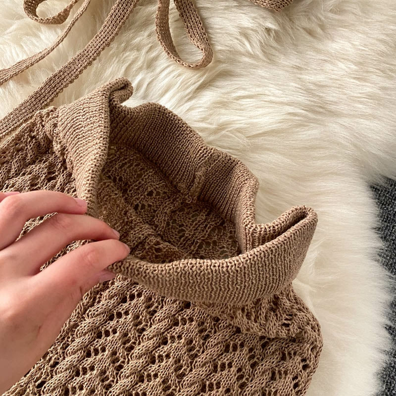 Crochet halter neck top with knitted pants set - Image 15